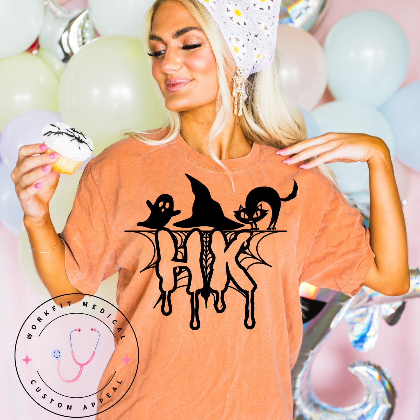 HK Spooky things Tee