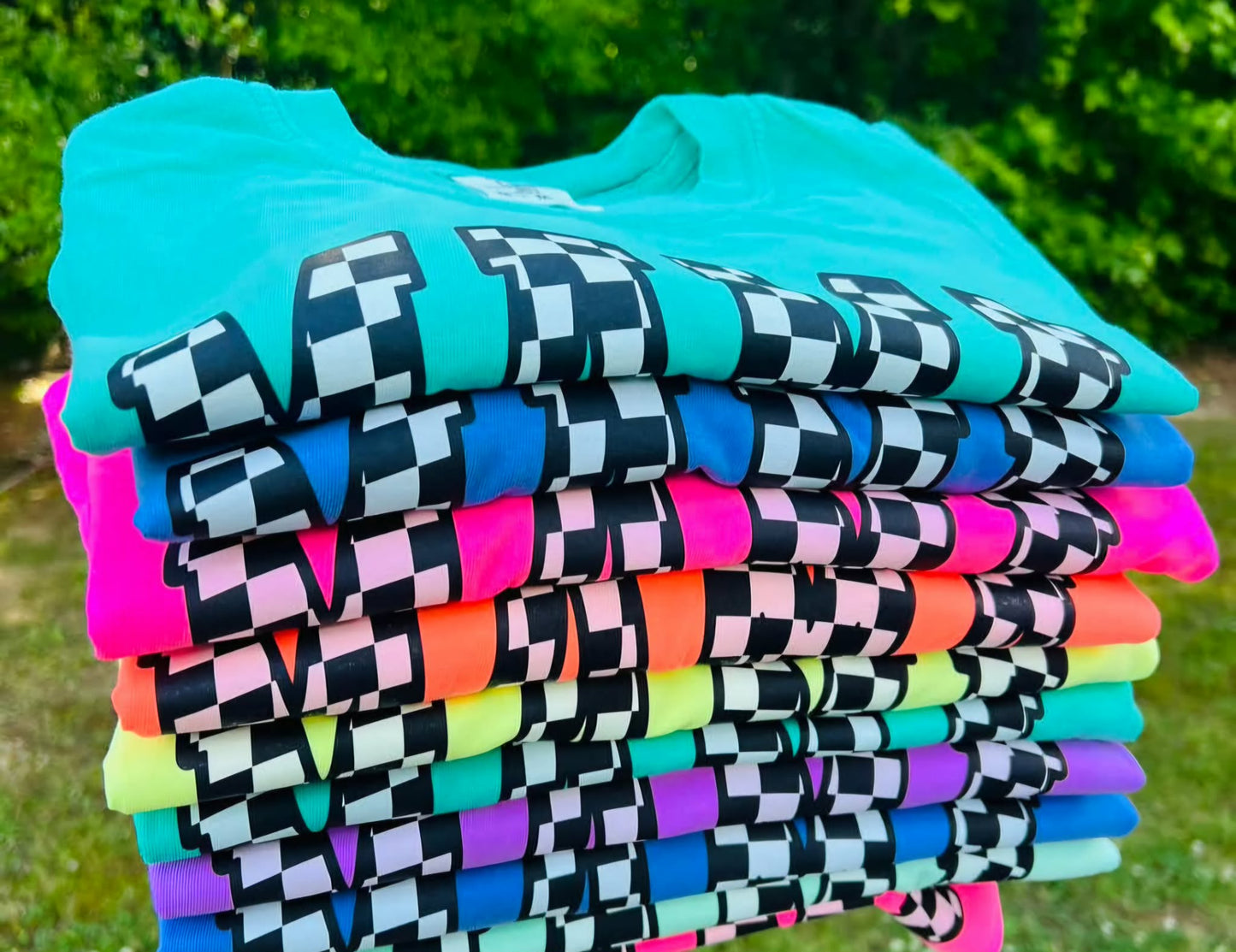 Neon MAMA checkered Tees